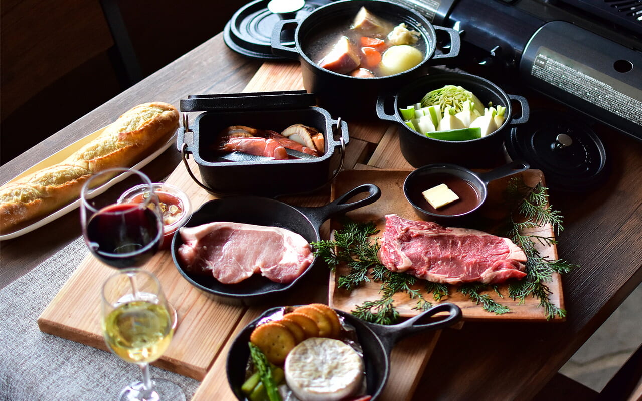 山梨県のブランド豚 「甲州富士桜ポーク」をメインとした グランピングBBQ